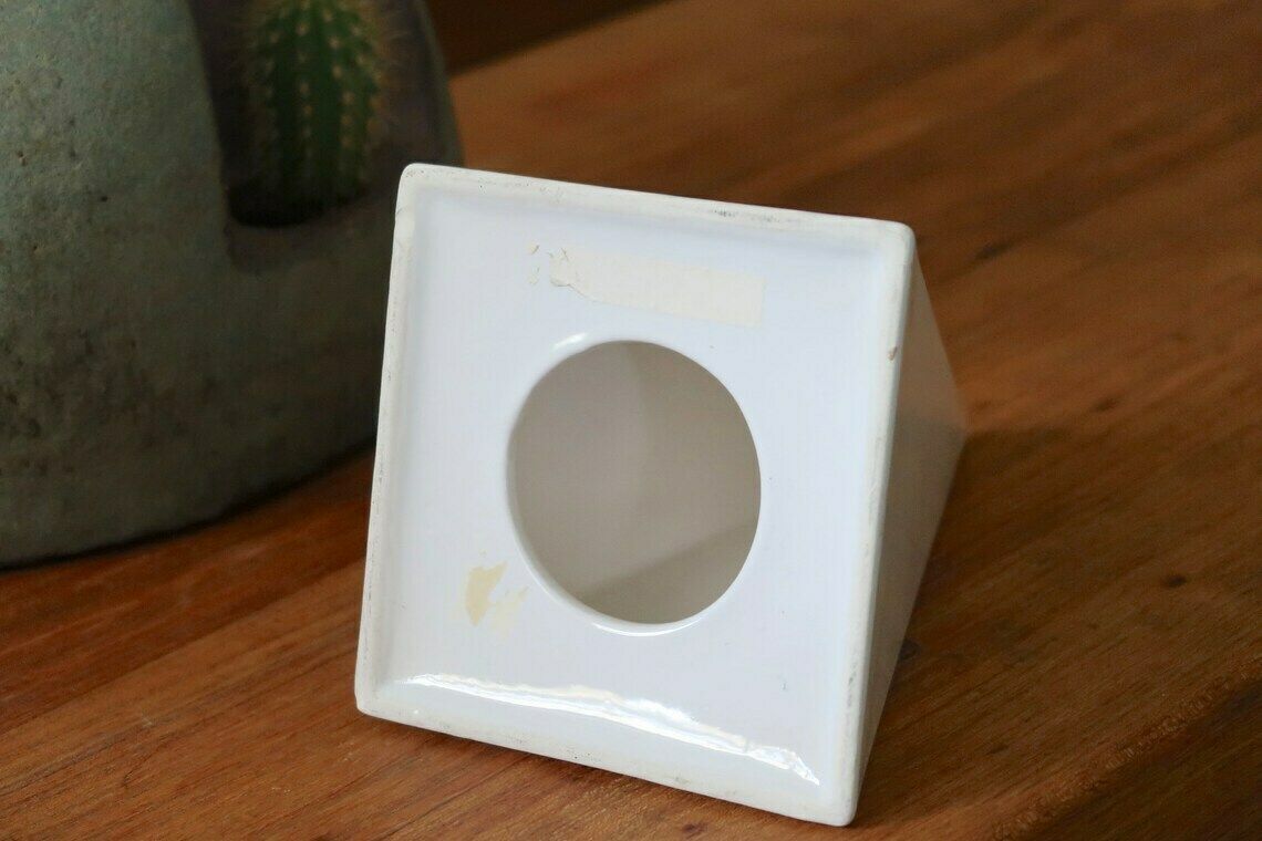 Keramieken Piramidesculptuur, Ca. Jaren 1970 / Wit, Minimalistisch, Boho Chic, Geluksbrenger Talisman Folk photo 80.0
