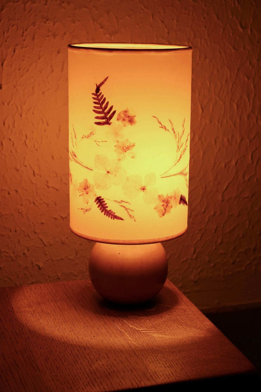 French Wooden Table Lamp, Herbarium Shade, 1970s / Pastel, Pale, Minimalist, Boho Chic, Folk photo 192.0