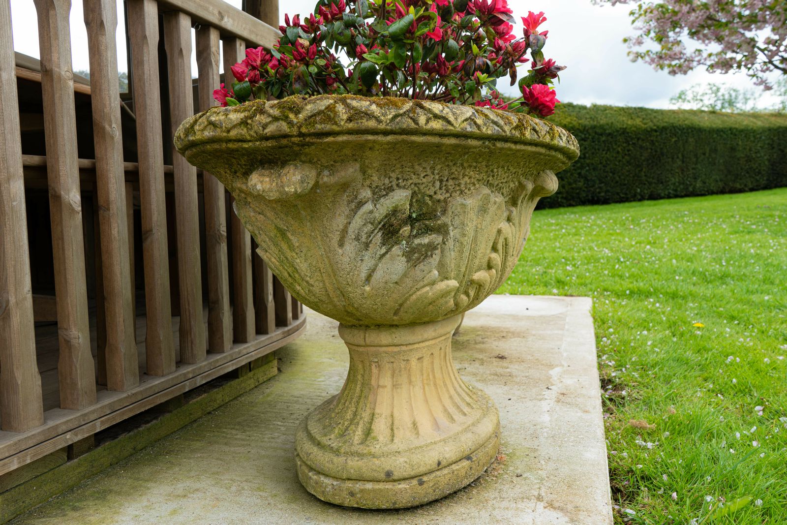 Large Oval Ornate Garden Urn photo Garden Decor