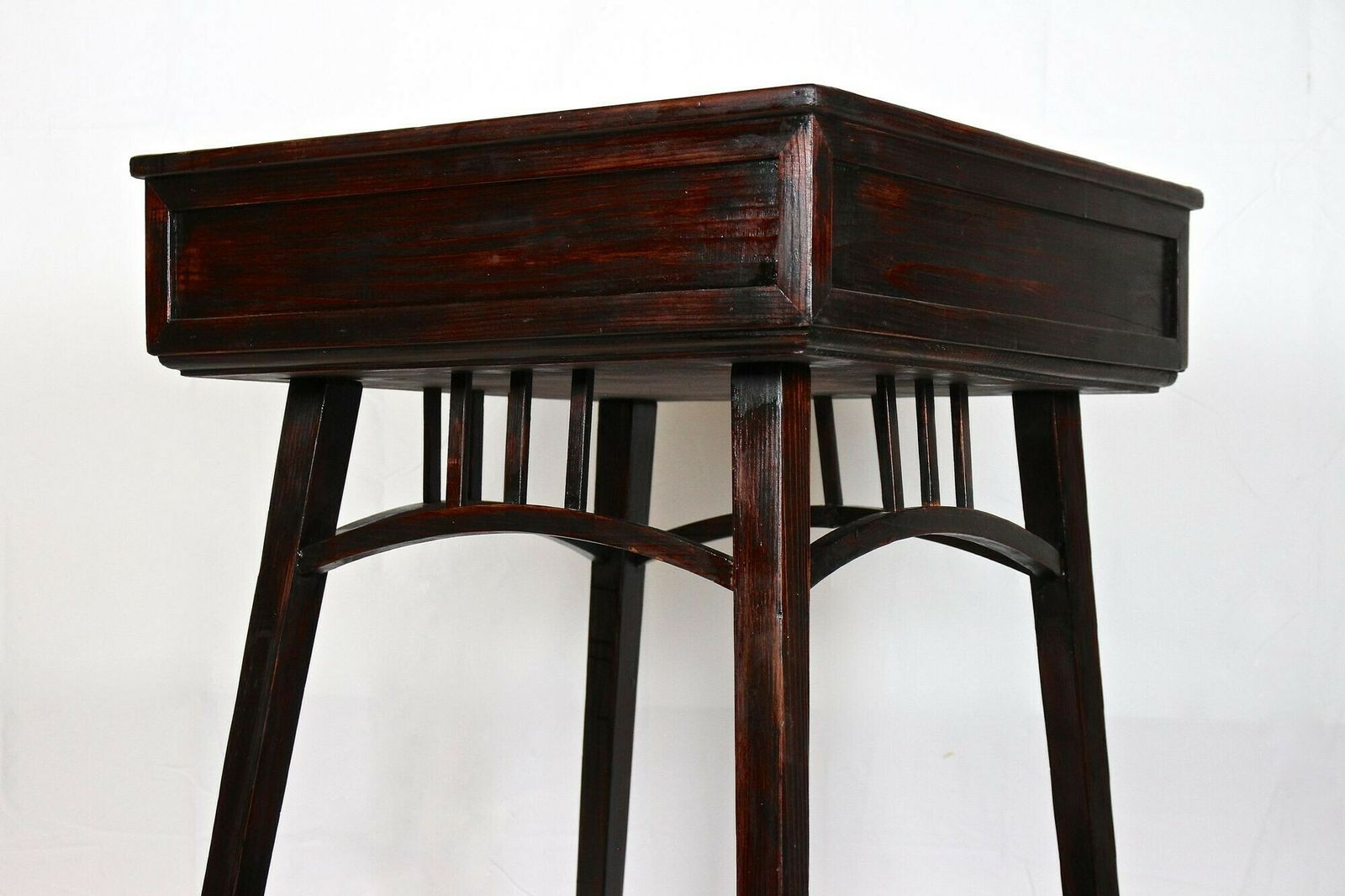 20th Century Art Nouveau Beechwood Pedestal/ Flower Tub, Mahogany, Ca. 1905 photo vinterior