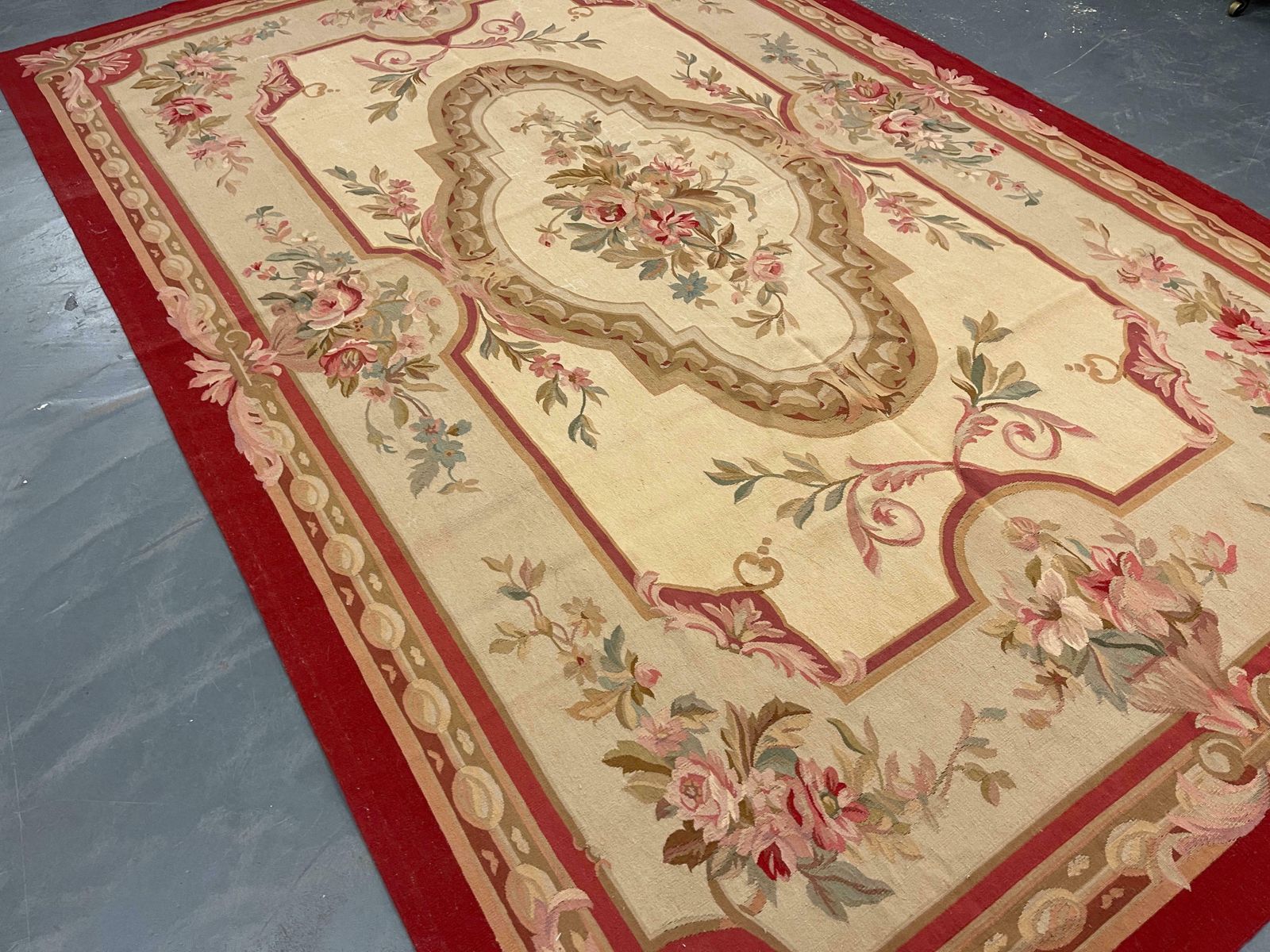 Red Traditional Aubusson Rug Handwoven Carpet Floral Wool Livingroom Rug photo buy