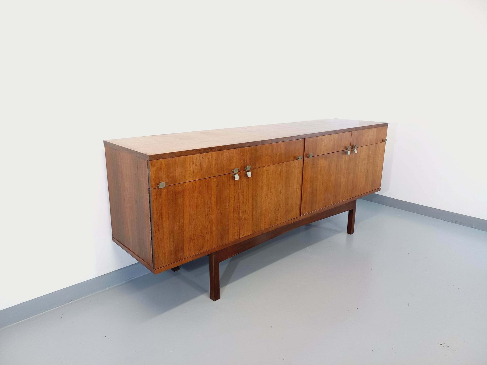 Enfilade scandinave en palissandre