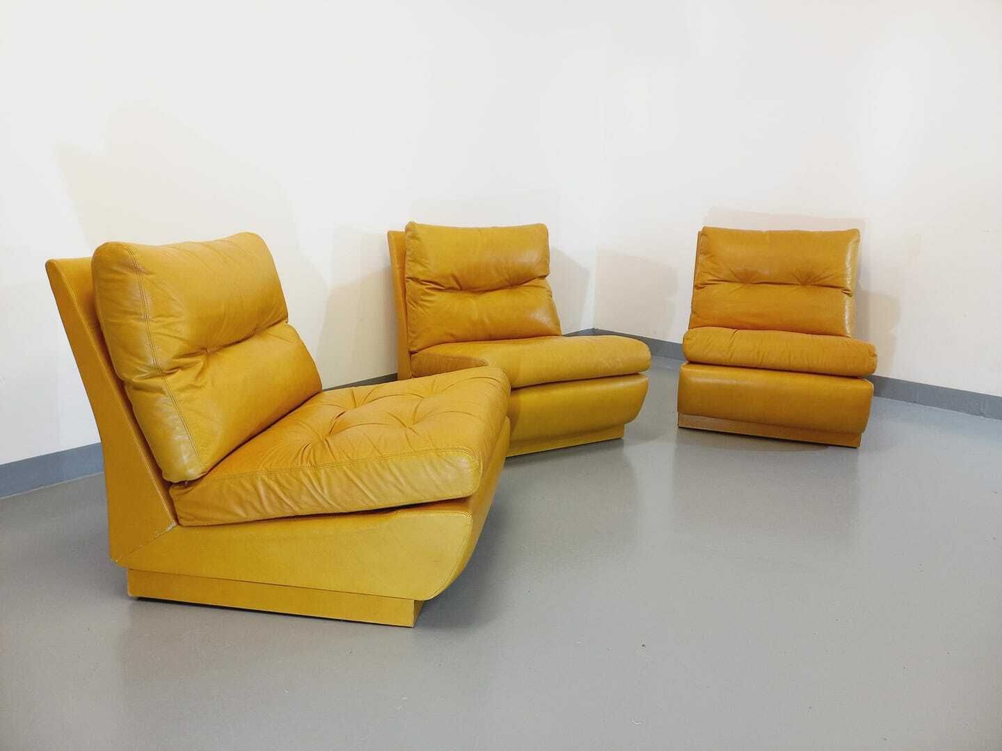 3 fauteuils Roche Bobois en cuir