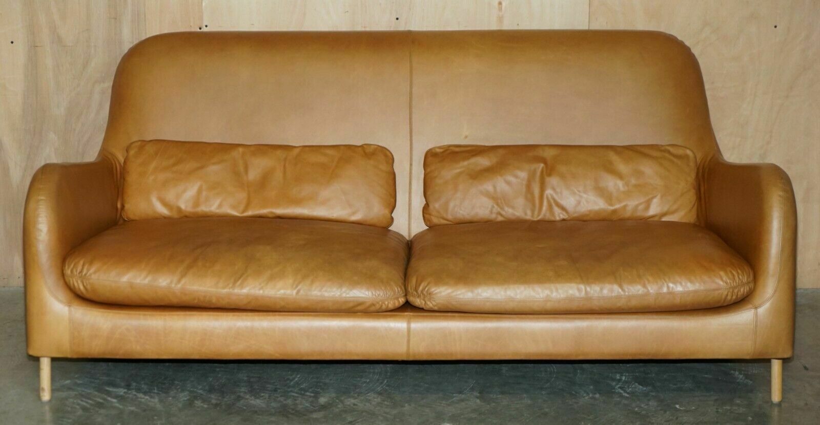 Habitat Smithfield Aron Probyn 50th Anniversary Brown Leather Sofa & Armchair photo Furniture