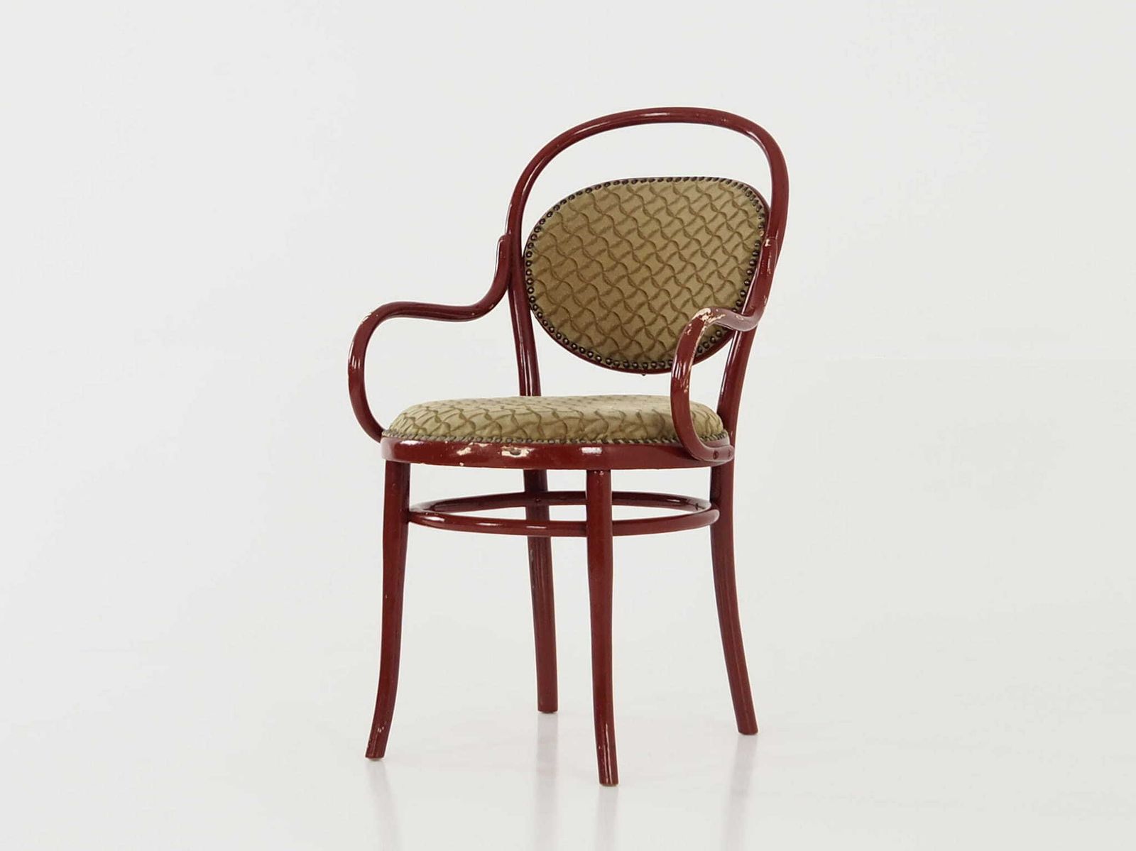 Beech Chair, German Design, 19th Century, Designer: Michael Thonet, Production: Austria photo furniture