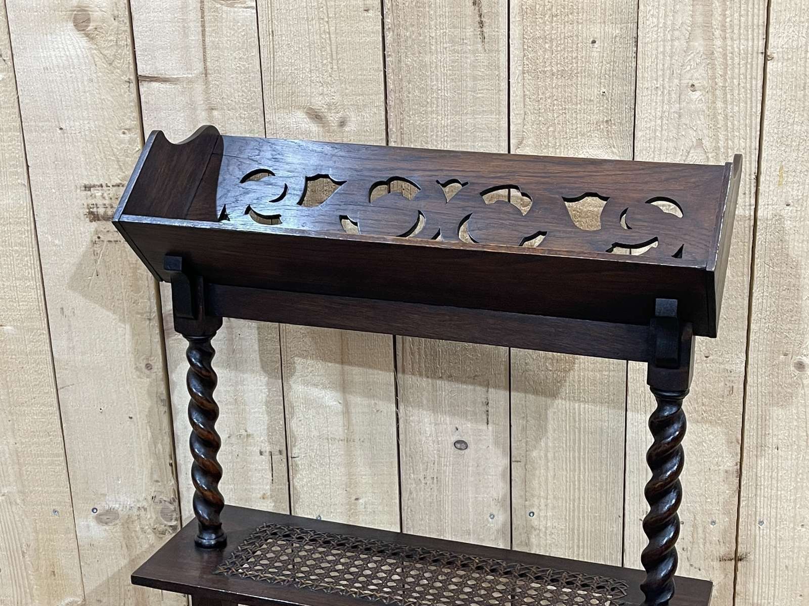 Early 20th Century English Oak Music Stand photo 580.0