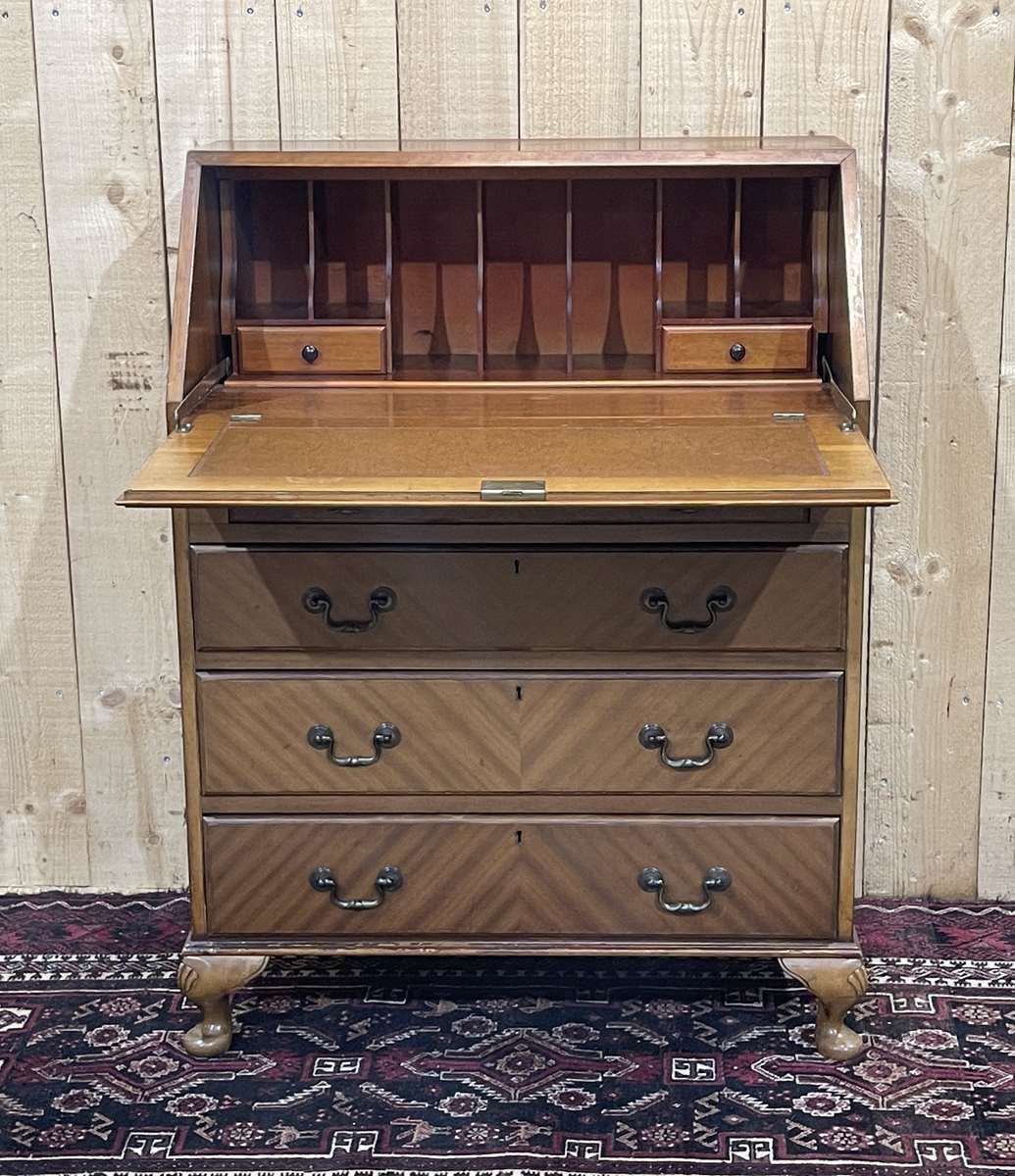 photo vinterior 1950s English Mahogany Writing Desk