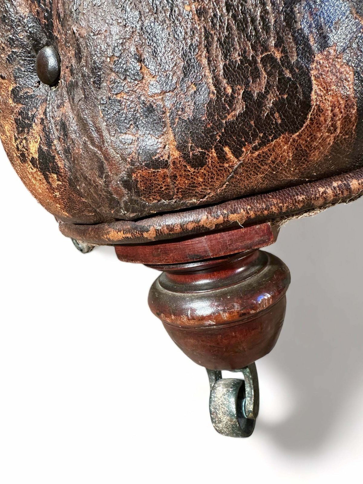 An Exceptional Country House Leather Armchair Attributed To Howard & Sons Circa 1870 photo buy