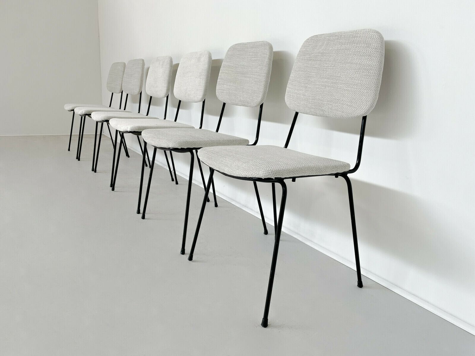 Mid Century Modern Set Of 6 Chairs, Italy, 1960s – New Upholstery photo furniture