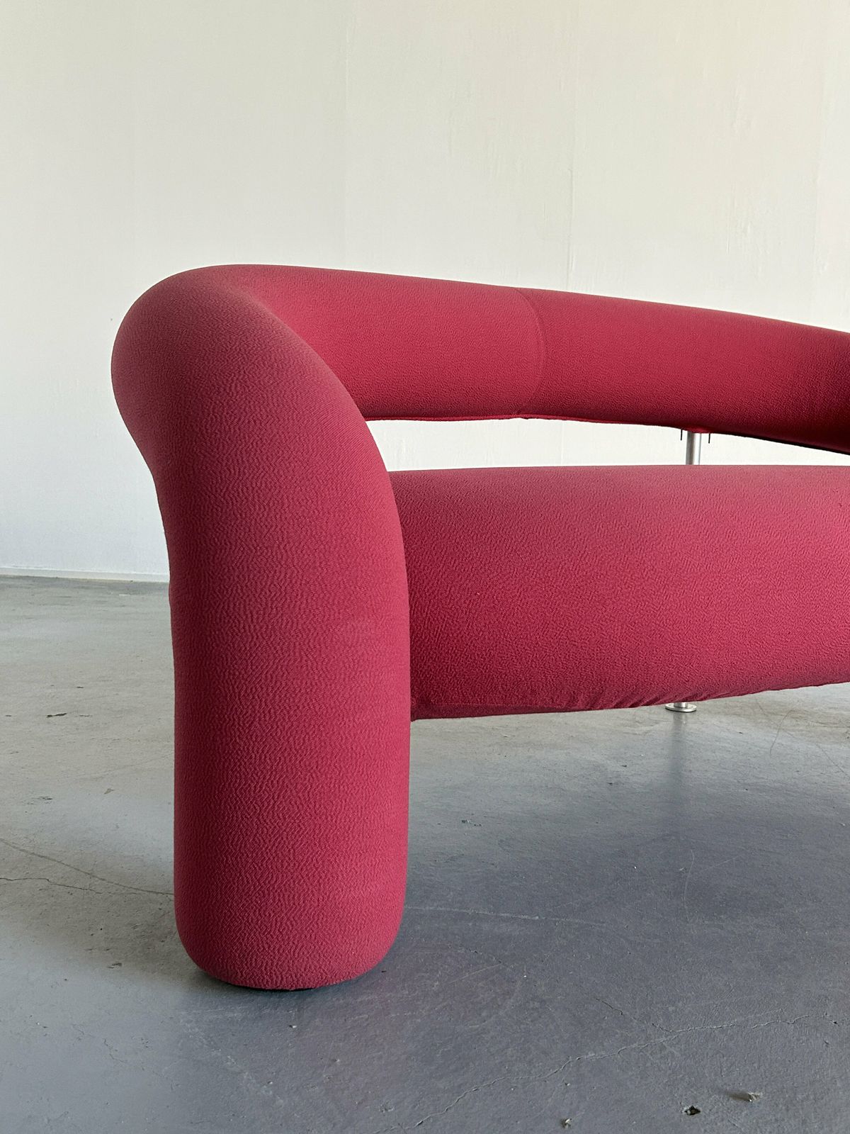 Sculptural Tube Sofa By Anna & Carlo Bartoli For Rossi Di Albizzate, Italy, 1990s photo vinterior
