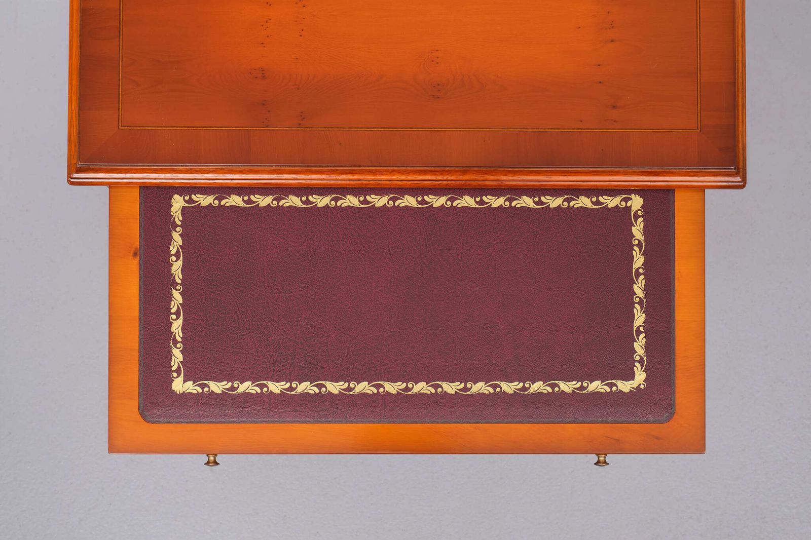 Heldense Exclusive English Furniture Cherry Wood Cabinets 1970s photo vinterior