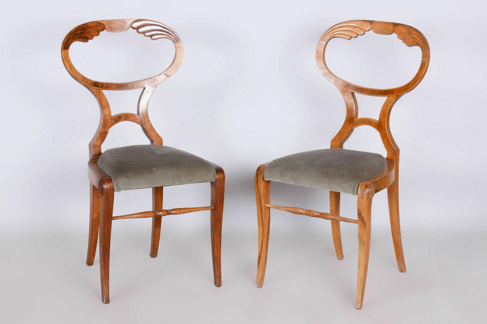 Restored Biedermeier Set Of Four Oak Chairs, Walnut Veneer, Stable Construction, Revived Polish, Vienna, Austria, 1820s photo vintage