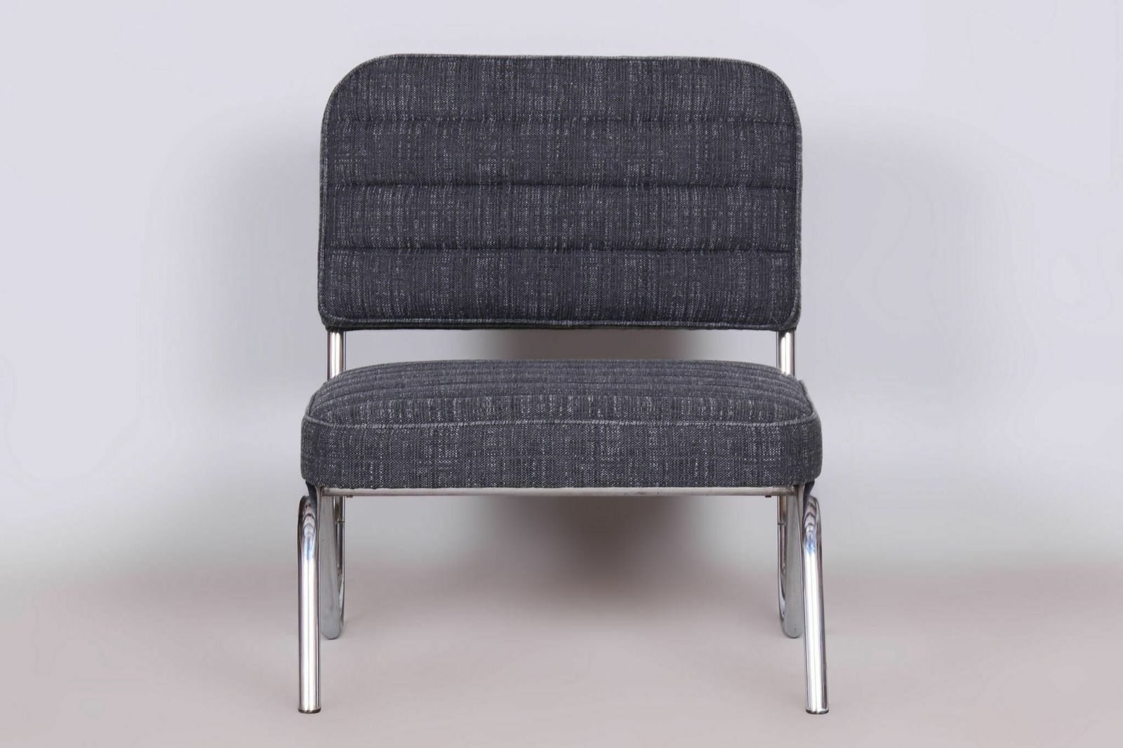 Restored Bauhaus Small Chair, Chrome Plated Steel, Professionally Cleaned Chrome, Czechia, 1940s photo vinterior