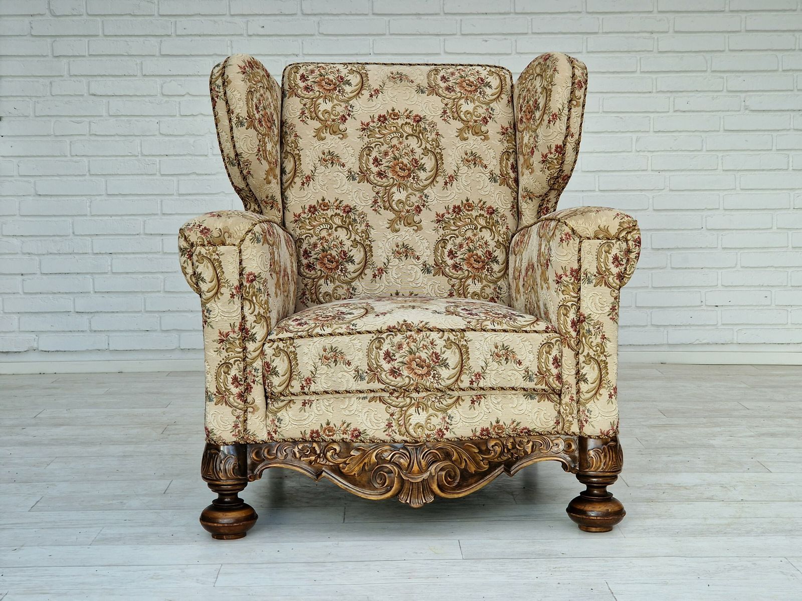 1950s, Danish Vintage Relax Chair In Floral Woven Fabric, Very Good Condition. photo vinterior