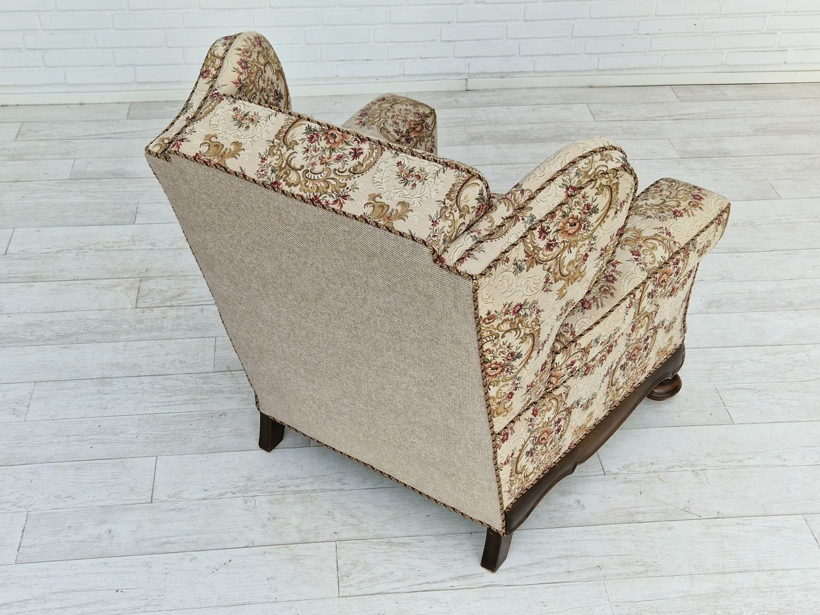 photo furniture 1950s, Danish Vintage Relax Chair In Floral Woven Fabric, Very Good Condition.