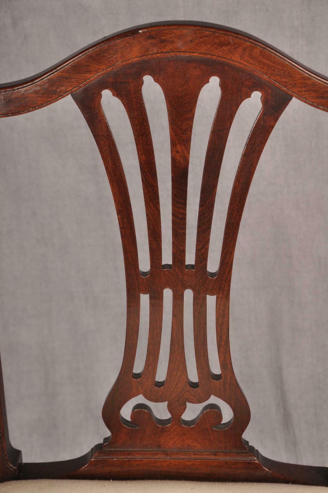 18th Century Mahogany Hepplewhite Chair photo vinterior