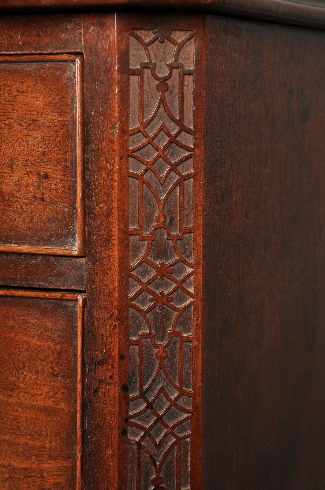 Fine 18th Century Mahogany Chippendale Chest Of Drawers photo for sale