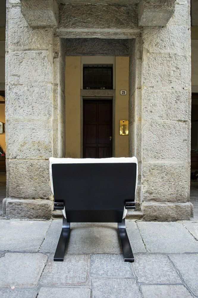 Saymon Lounge Chairs By Carlo Berruti For Creazioni Danber, 1980s, Set Of 2 photo for sale