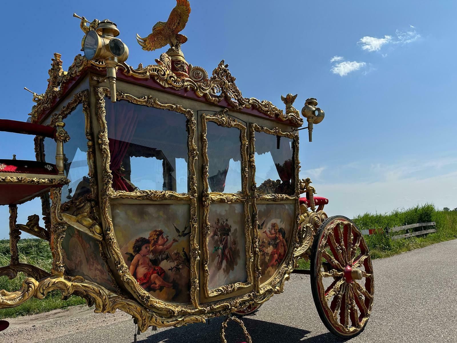 photo furniture One Of A Kind, Royal Carriage, Very Rare Opportunity