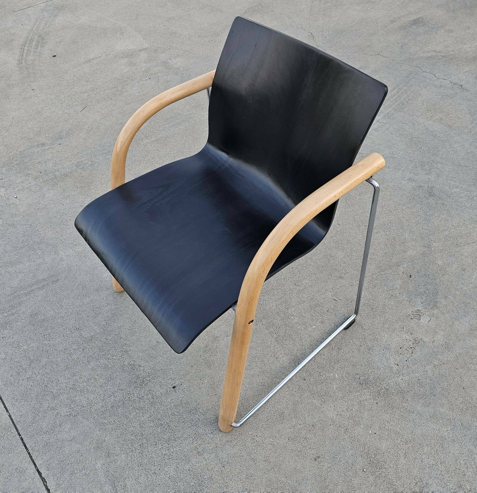 Set Of 4 Thonet Chairs Model S320 By Wulf Schneider And Ulrich Bohme In Black // Memphis Style Thonet Chair // Made In Austria In 1984 photo furniture