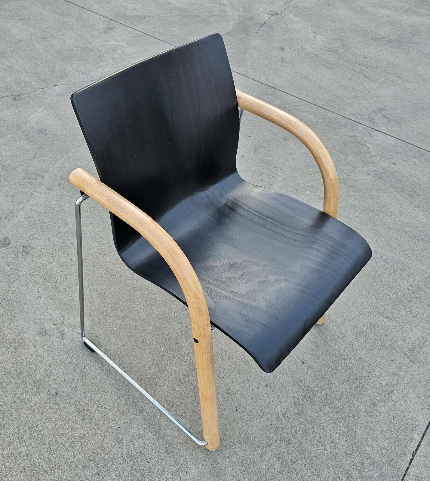 Set Of 4 Thonet Chairs Model S320 By Wulf Schneider And Ulrich Bohme In Black // Memphis Style Thonet Chair // Made In Austria In 1984 photo vinterior