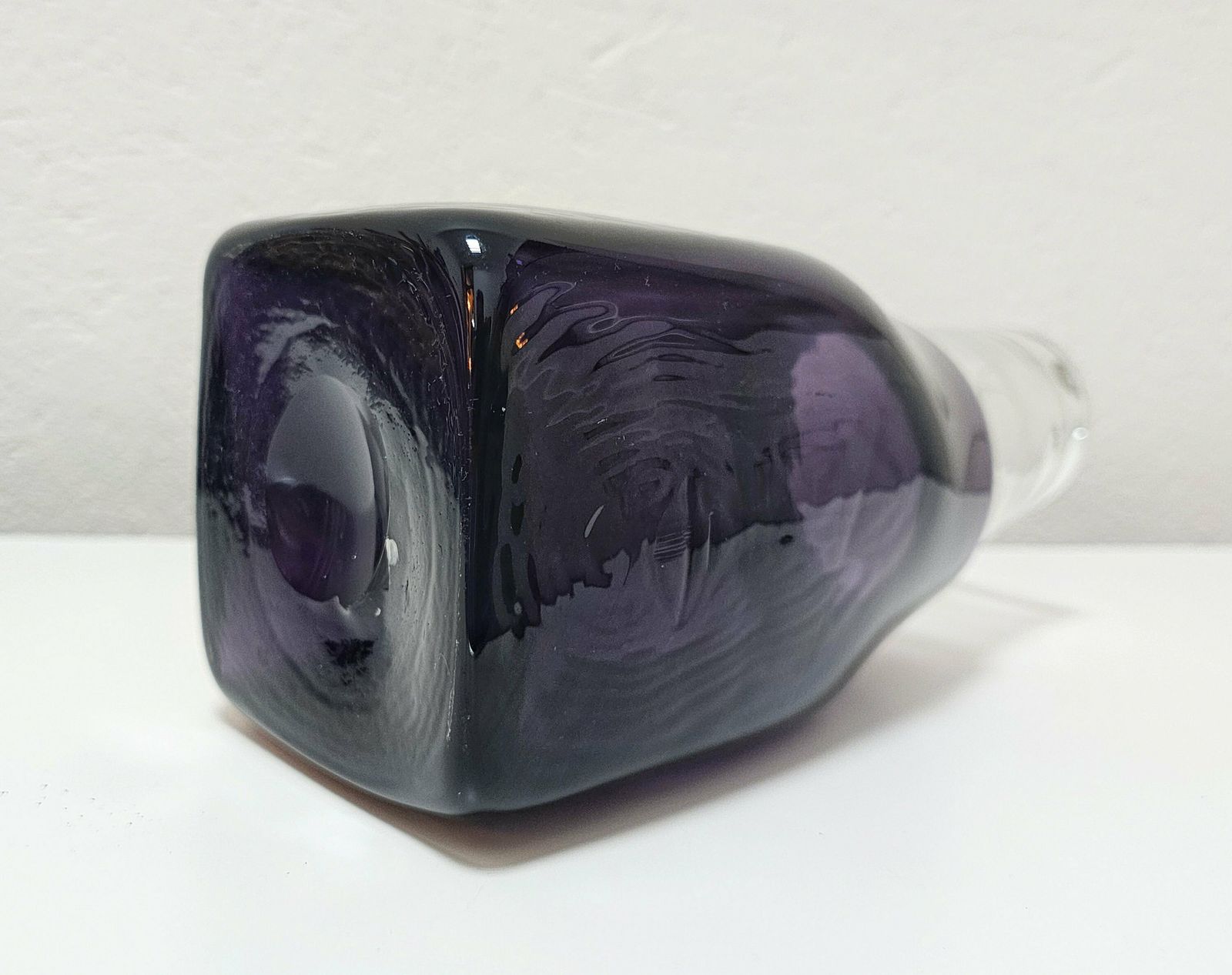 Mid Century Modern Purple Murano Glass  Vase // Made In Italy In 1970s photo 252.0