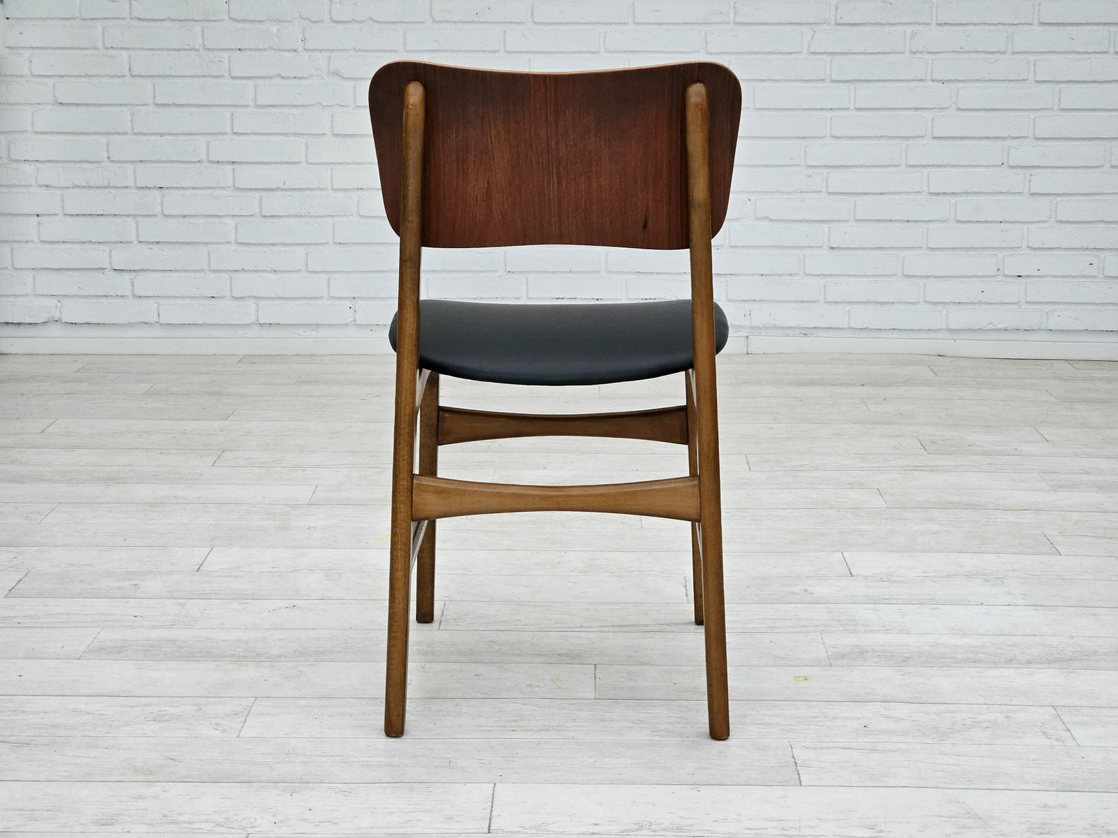 1250.0 1960s, Danish Design By Ib Kofod Larsen, Set Of 3 Dining Chairs Model 62. photo