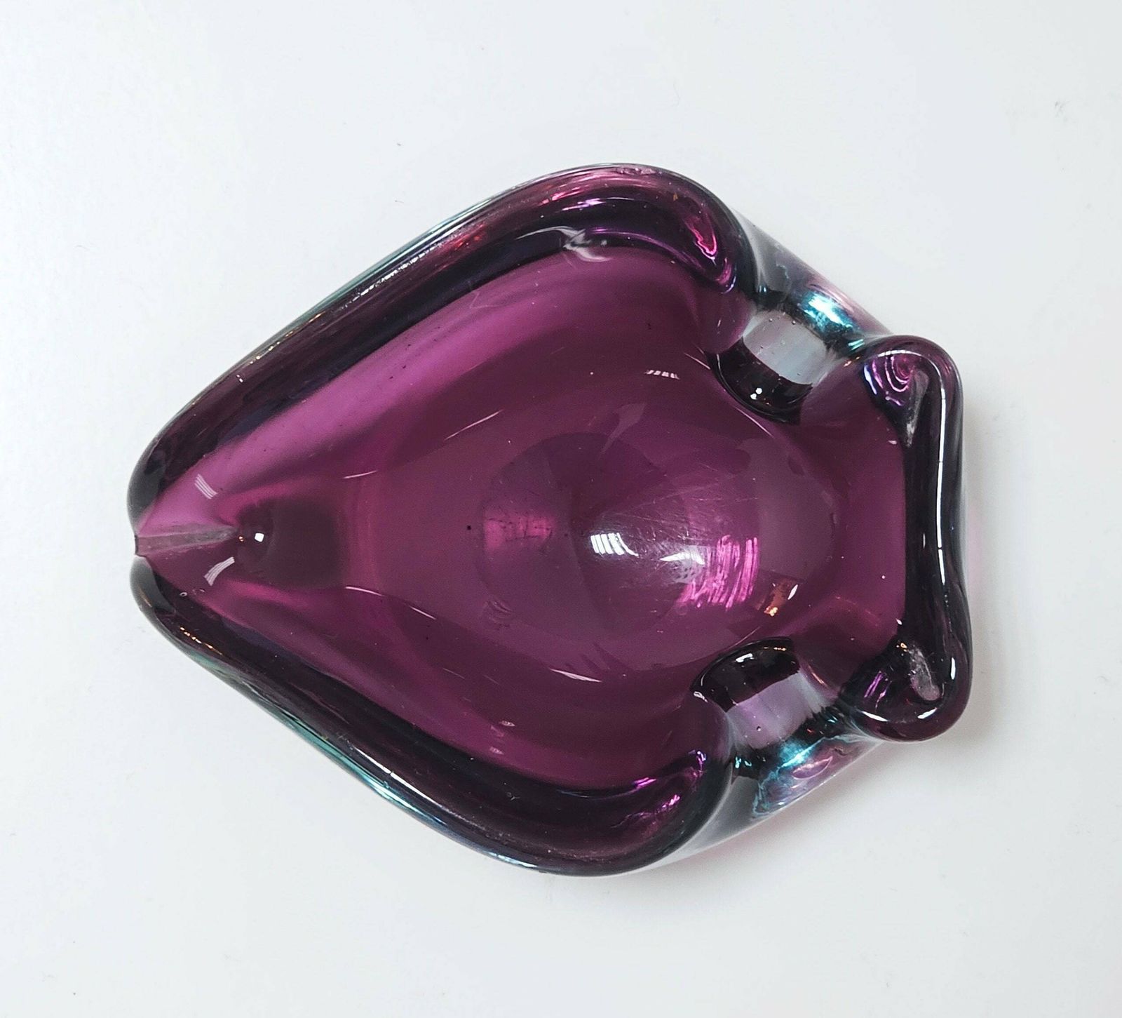 Mid Century Modern Murano Glass Ashtray In Purple Glass Mouthblown Murano Glass Vintage Ashtray Made In Italy In 1960s photo vinterior