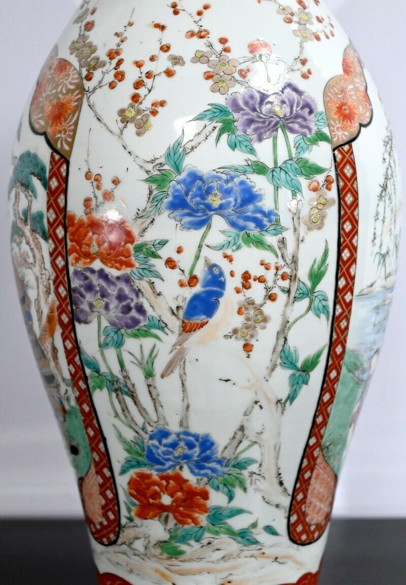 photo for sale Large Japanese Porcelain Vase – Late 19th Century