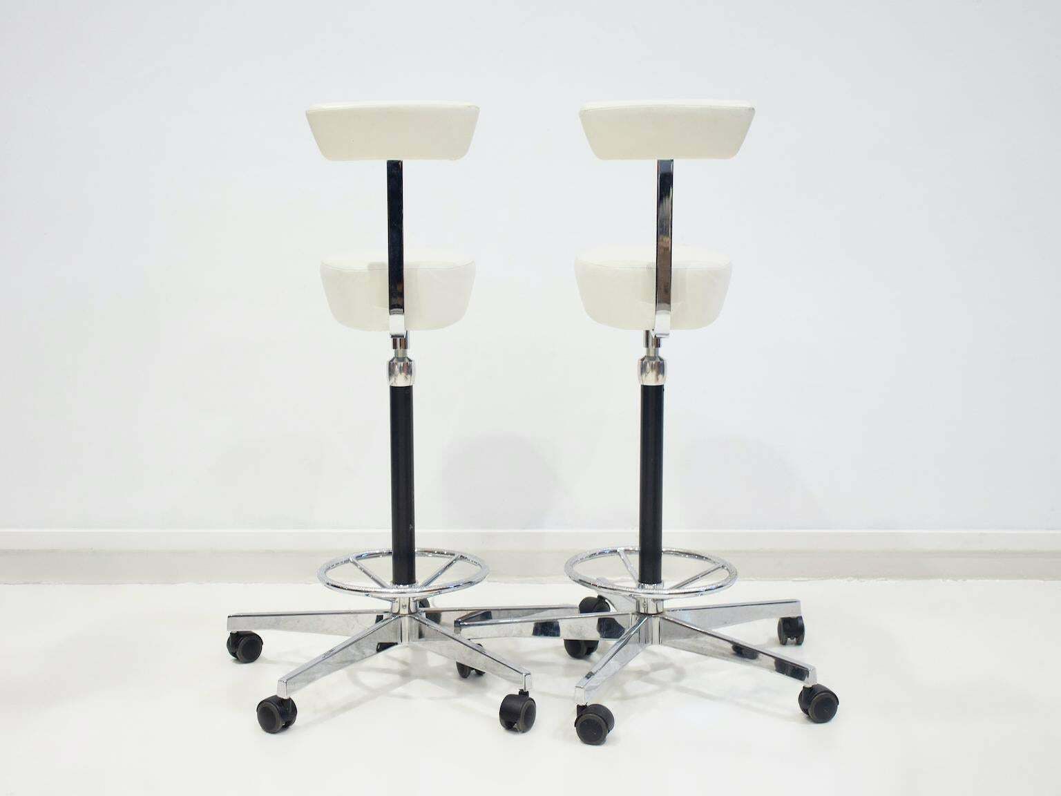 Pair Of White Perch Chairs By George Nelson For Vitra photo vinterior