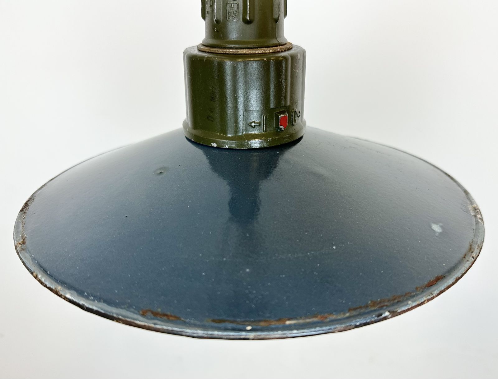 Industrial Blue Enamel Military Pendant Lamp With Cast Aluminium Top, 1960, 7x photo vinterior