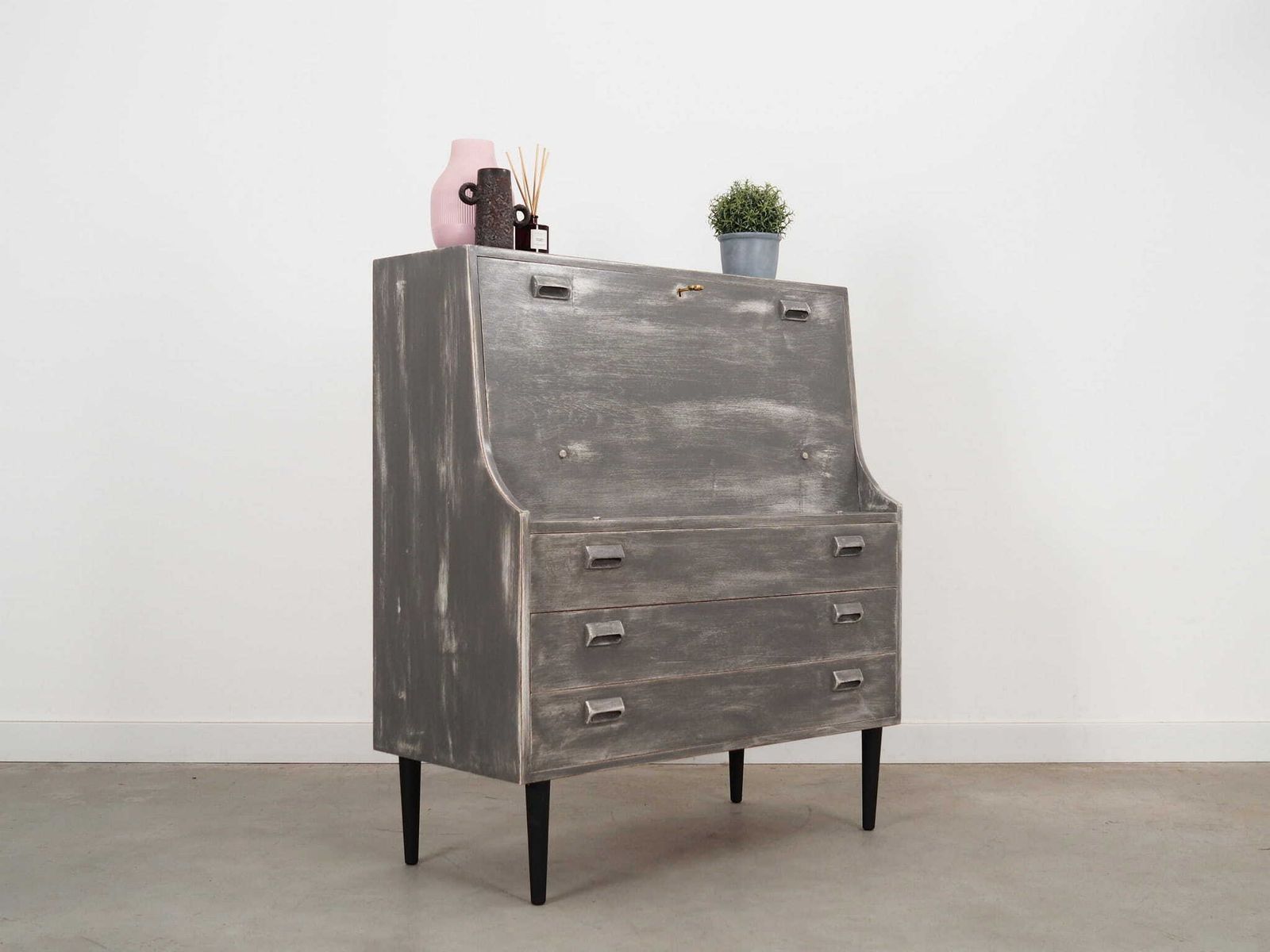 Ash Secretary, Danish Design, 1960s, Designer: Børge Mogensen, Manufacturer: Søborg Møbler photo vinterior