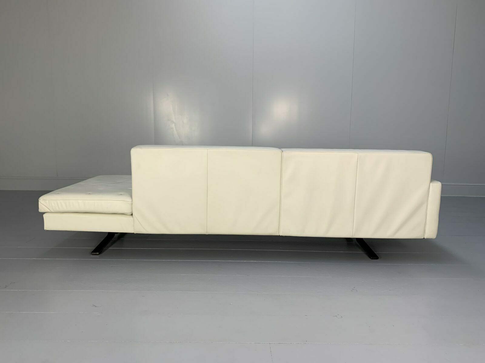 Poltrona Frau “Kennedee” 3 Seat Sofa – In Ivory “Pelle Frau” Leather photo Furniture