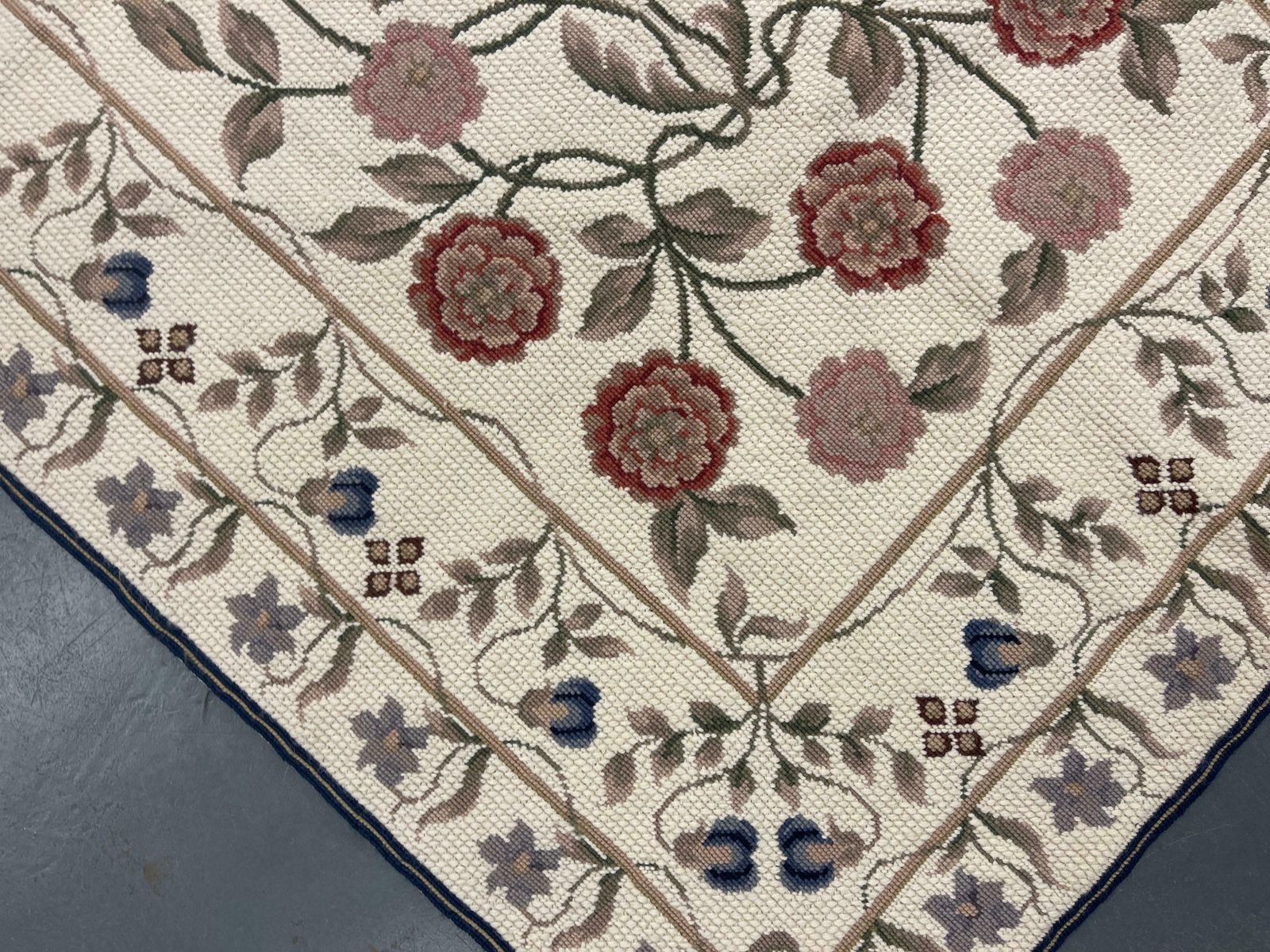 Traditional Beige Carpet Aubusson Rug Floral Handwoven Wool Needlepoint Rug photo for sale