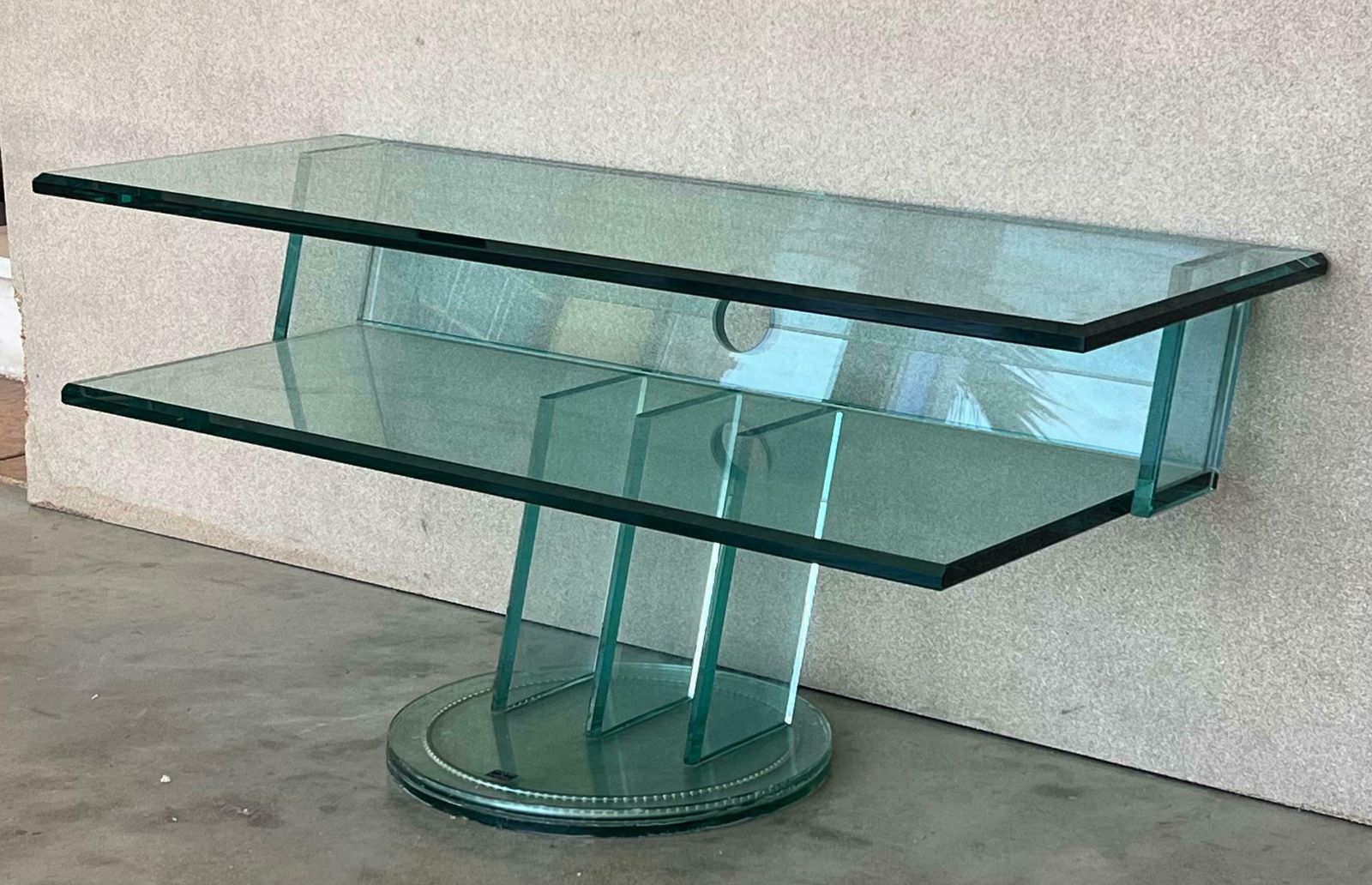 Desserte bar pivotante mid-century modern italienne, plateaux en verre et base en miroir photo 3130.0