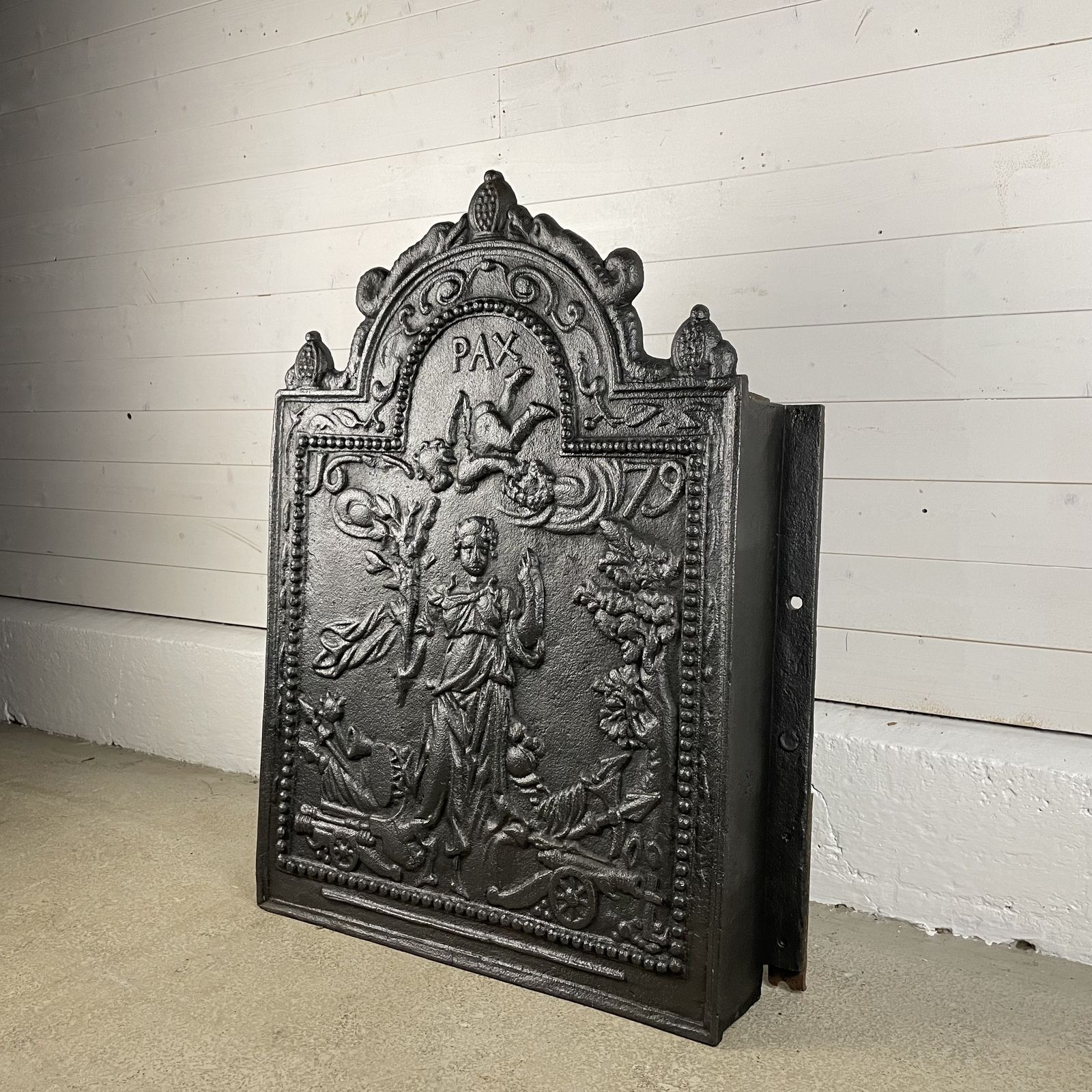 Antique Cast Iron Fire Back, 1800s