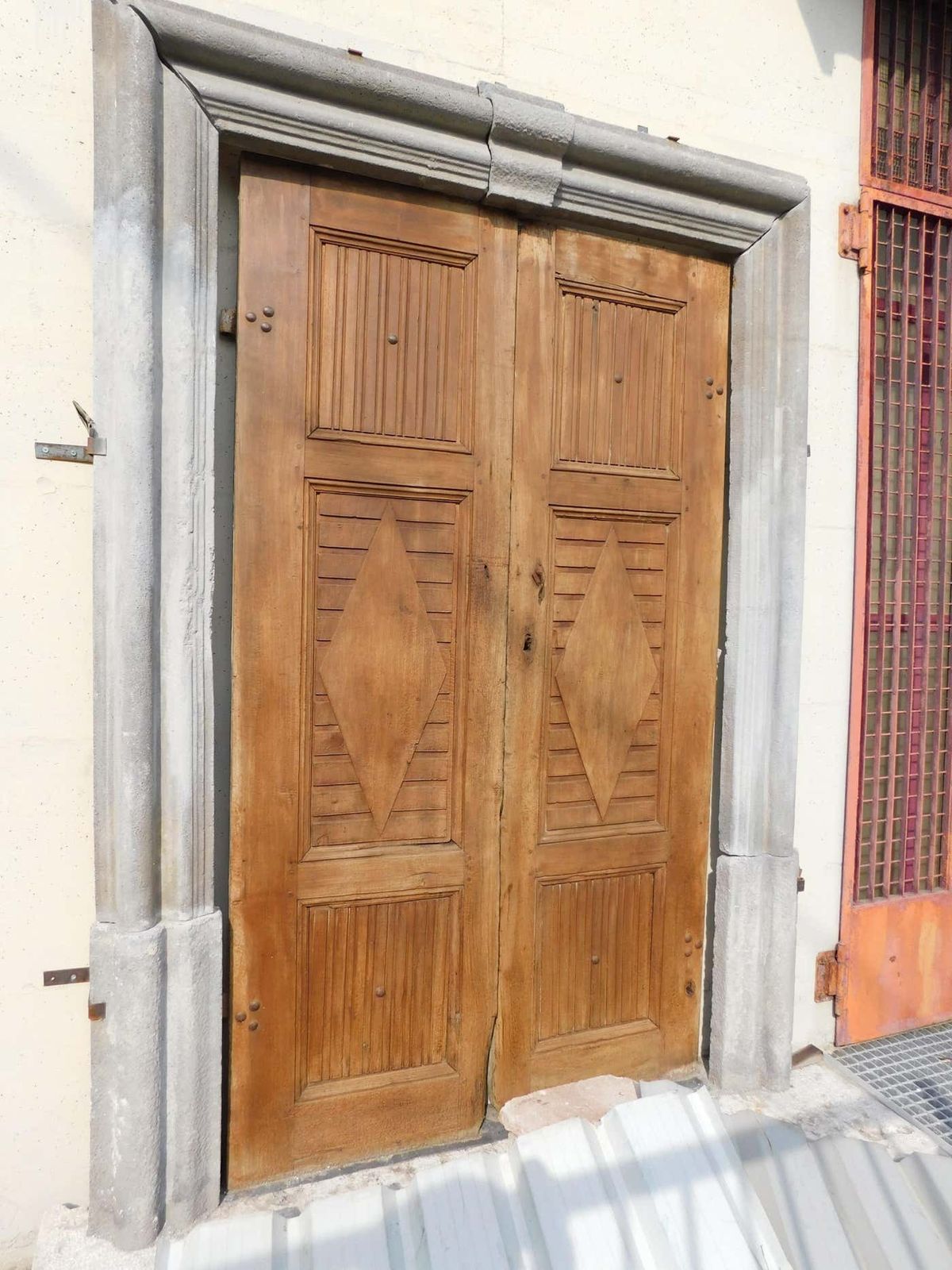 N.2 Similar Entrance Facade Portals, Carved In Artificial Stone, Italy photo furniture