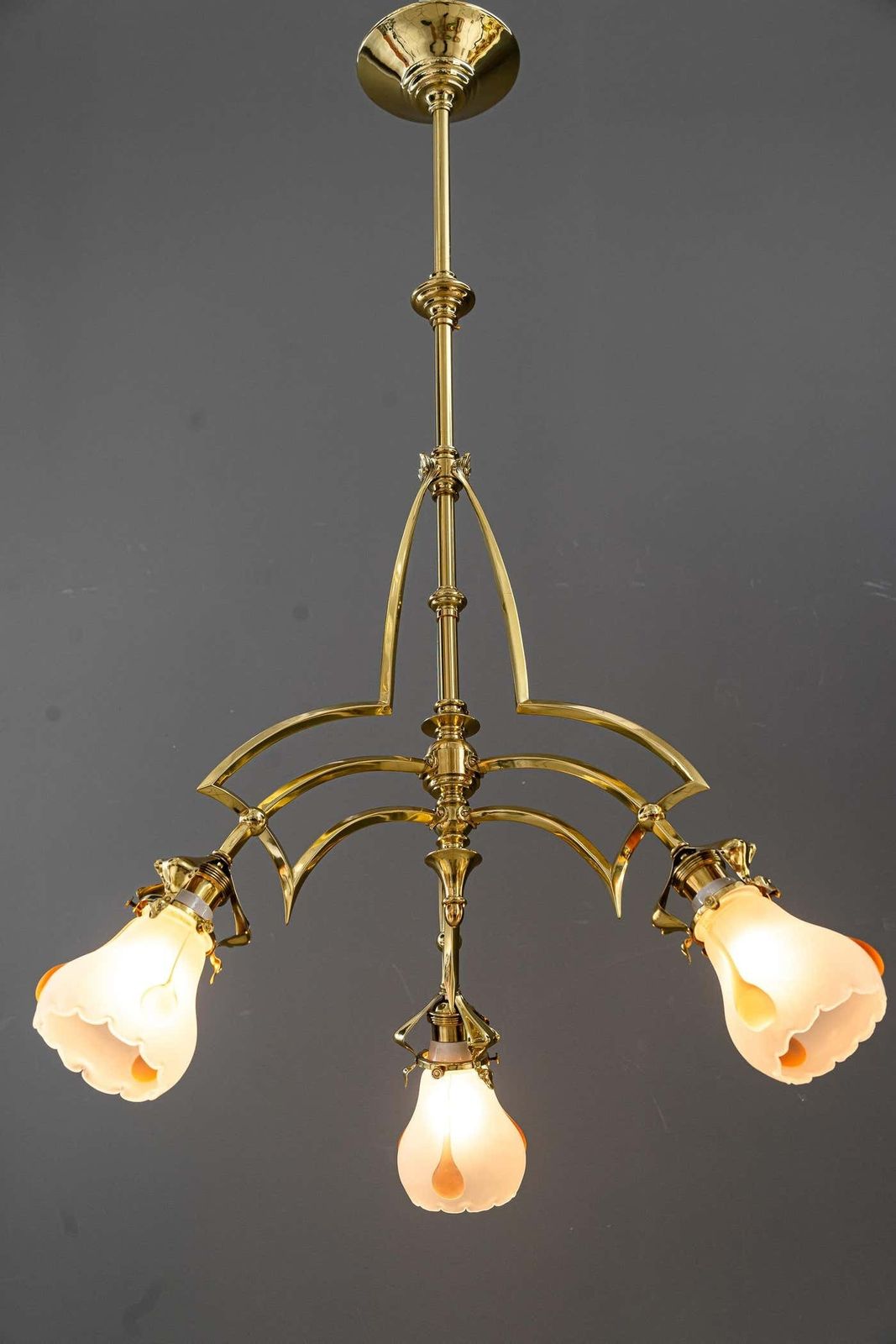 photo vinterior Art Deco Chandelier Vienna With Glass Shades Around 1920s