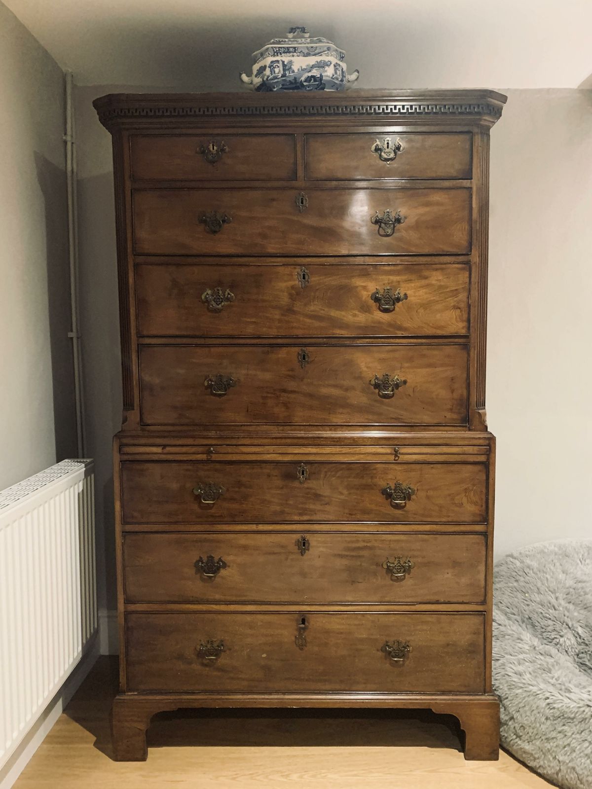 Georgian Chest On Chest With Brushing Slide