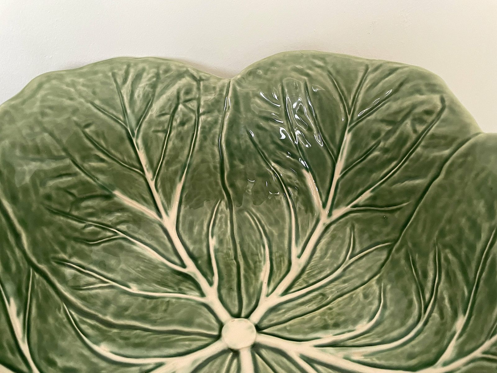 1950s Bordallo Pinheiro Portugal Cabbage Leaf Majolica Style Green  display picture 1