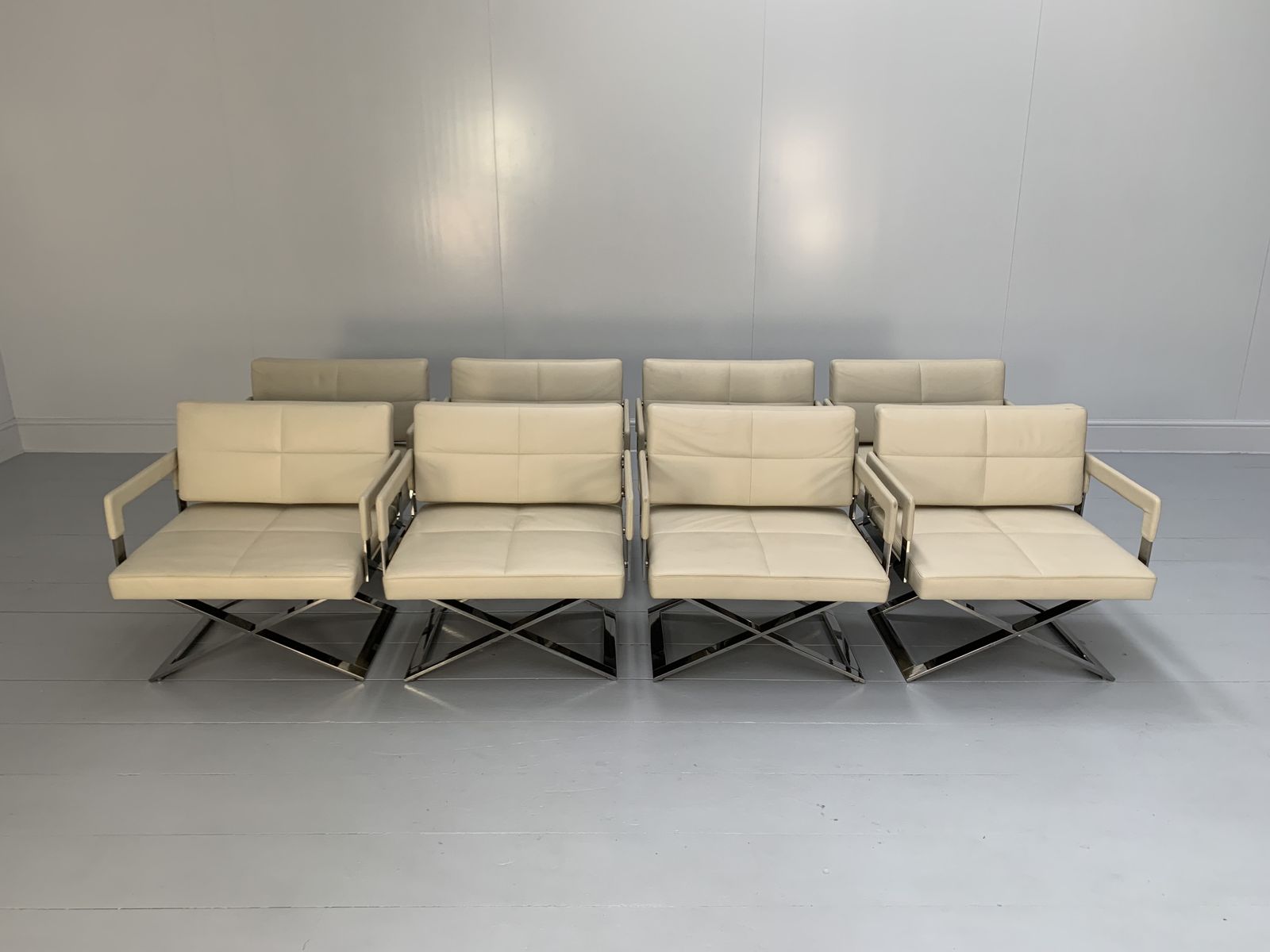 Suite Of 8 Poltrona Frau “Aster X” Dining Armchairs – In Ivory “Pelle Frau” Leather photo Furniture