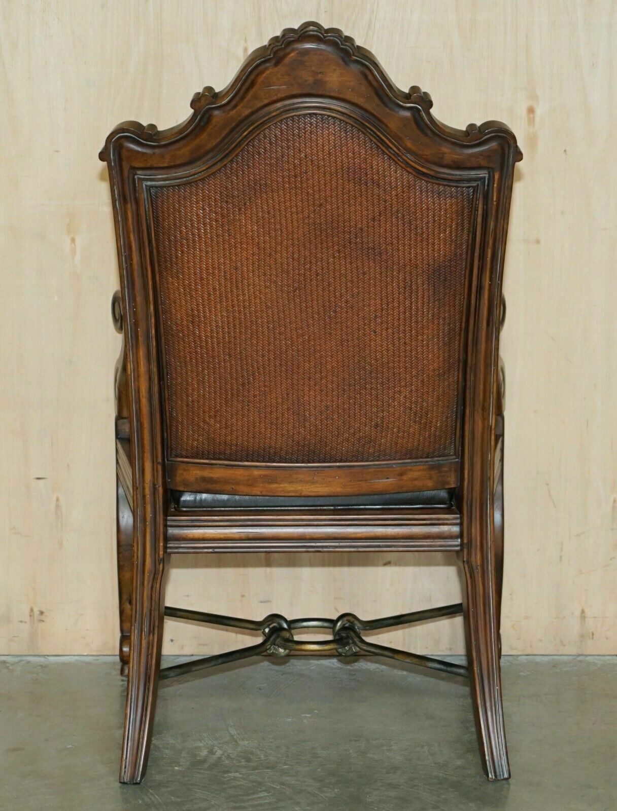 photo for sale Exquisite Thomasville Safari Collection Extending Dining Table & Eight Chairs