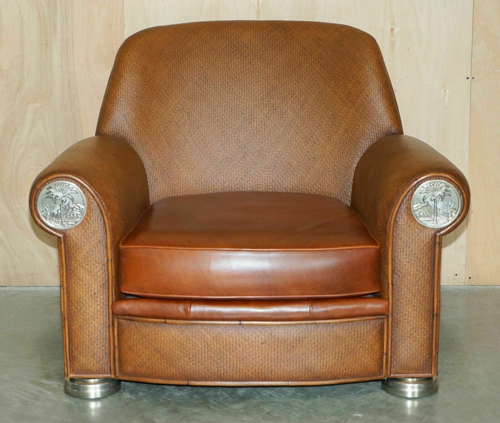 photo vinterior Thomasville Safari Leather Woven Armchair & Footstool Ottoman Brown Leather