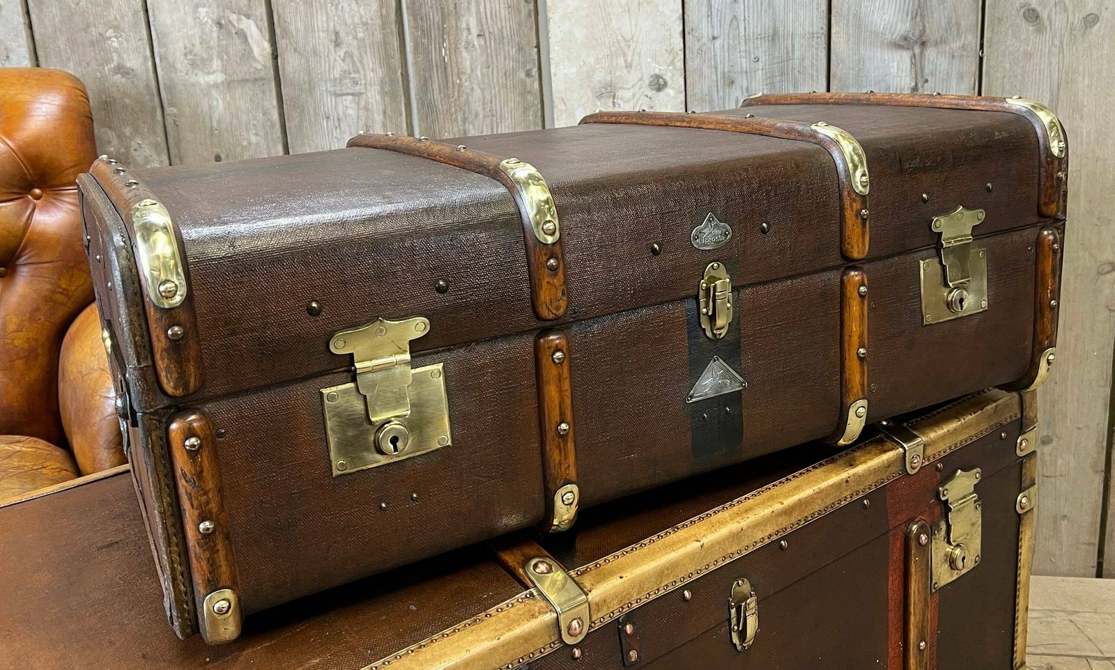 Stunning Antique Banded Cabin Trunk Home Decor Travel Trunk Superb Interior & Tray photo vintage