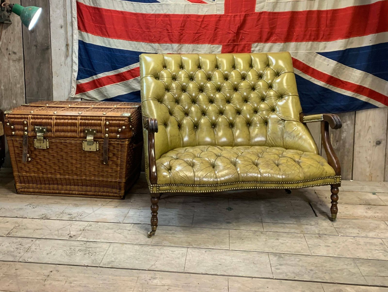 19th Century Antique Green Leather Chesterfield Library Chair Home Seating Furniture photo furniture
