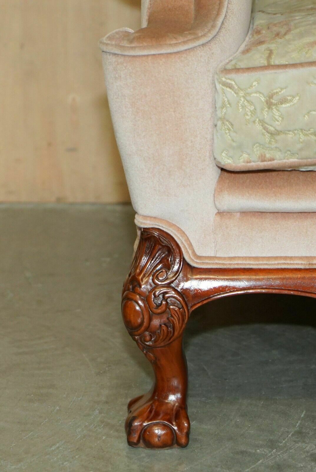 Stunning Pair Of Victorian Style Claw & Ball Feet Floral Wingback Armchairs photo vintage