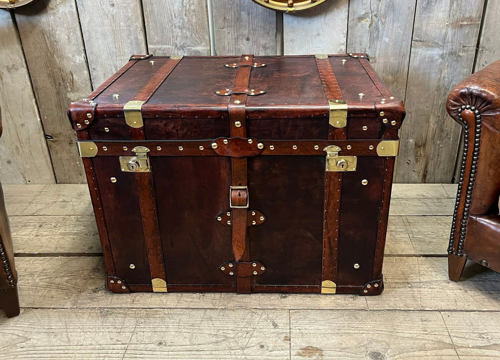 English Leather Trunk , Coffee Table Chest , Room Decor , End Table photo vinterior