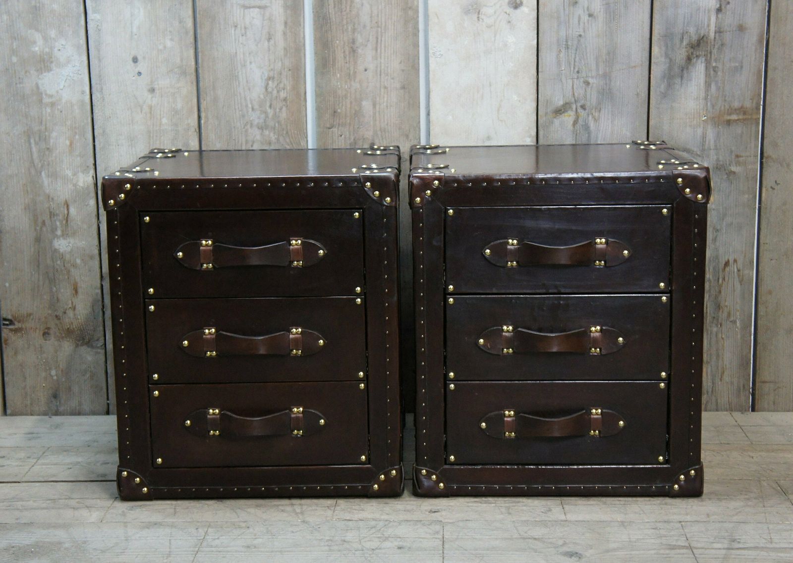 Dark Brown Luxury Leather Bedroom Trunks, Bedroom Decor, Furniture Set, Console Tables photo vintage