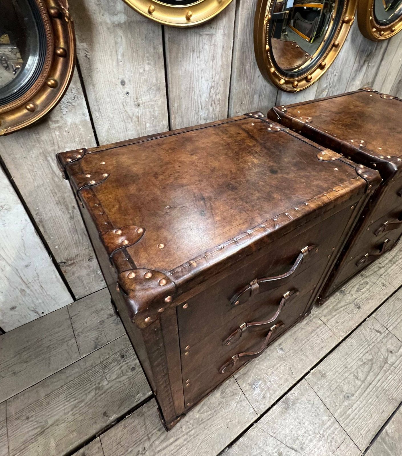 Bedroom Vanities, Luxury Leather Nightstands , Bespoke Furniture photo vintage