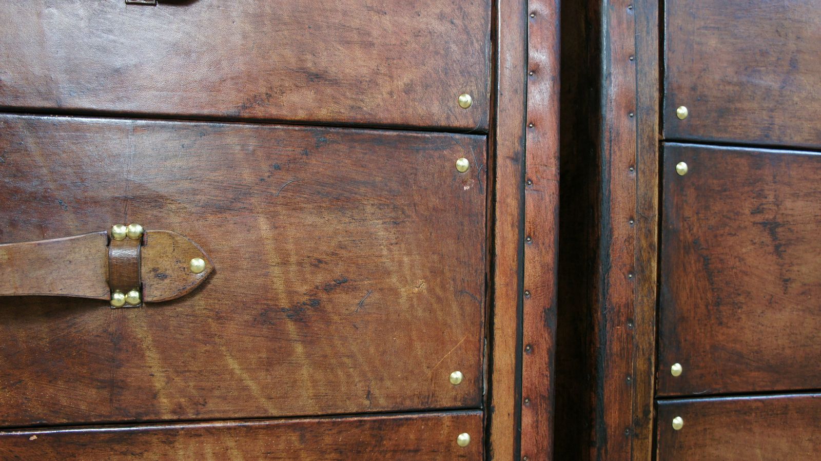 Console Tables English Hand Dyed Handmade Luxury Bedroom Draws Bedroom Furniture Nightstands Vanities Leather Furniture photo 2013.0